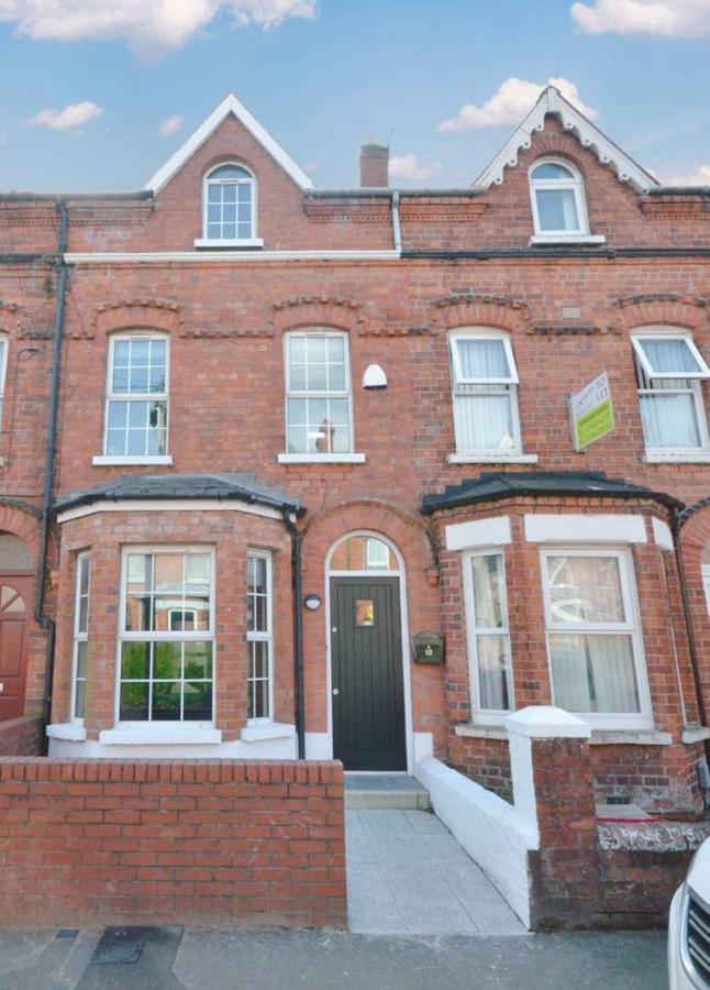 Queens Quarter Townhouse 2 Belfast Buitenkant foto
